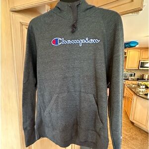 Men’s champion hoodie adult medium